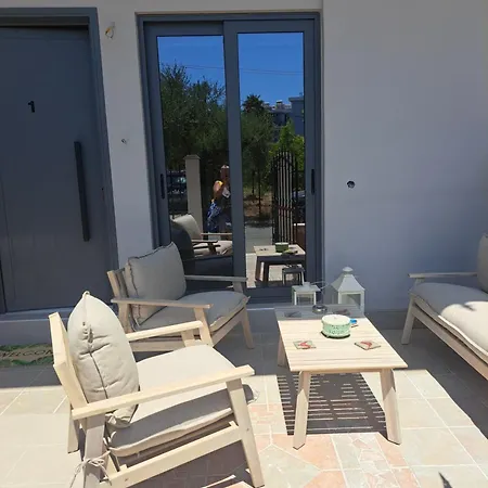 Avras Experience 7 Apartment